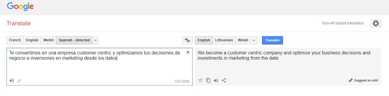 Translation fail! The translation should say 'We help YOU to become a customer-centric company'