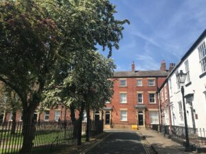 queen square in leeds